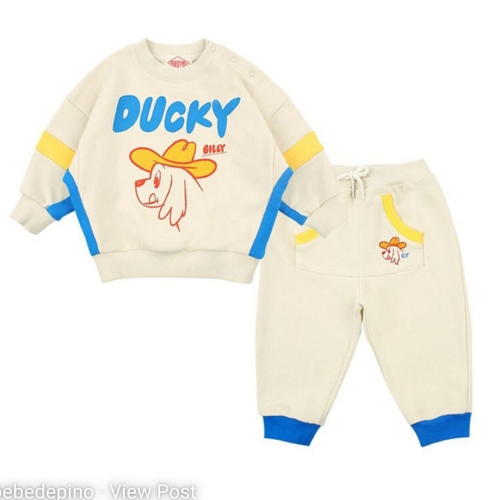 Retro sweatshirt and bottoms
